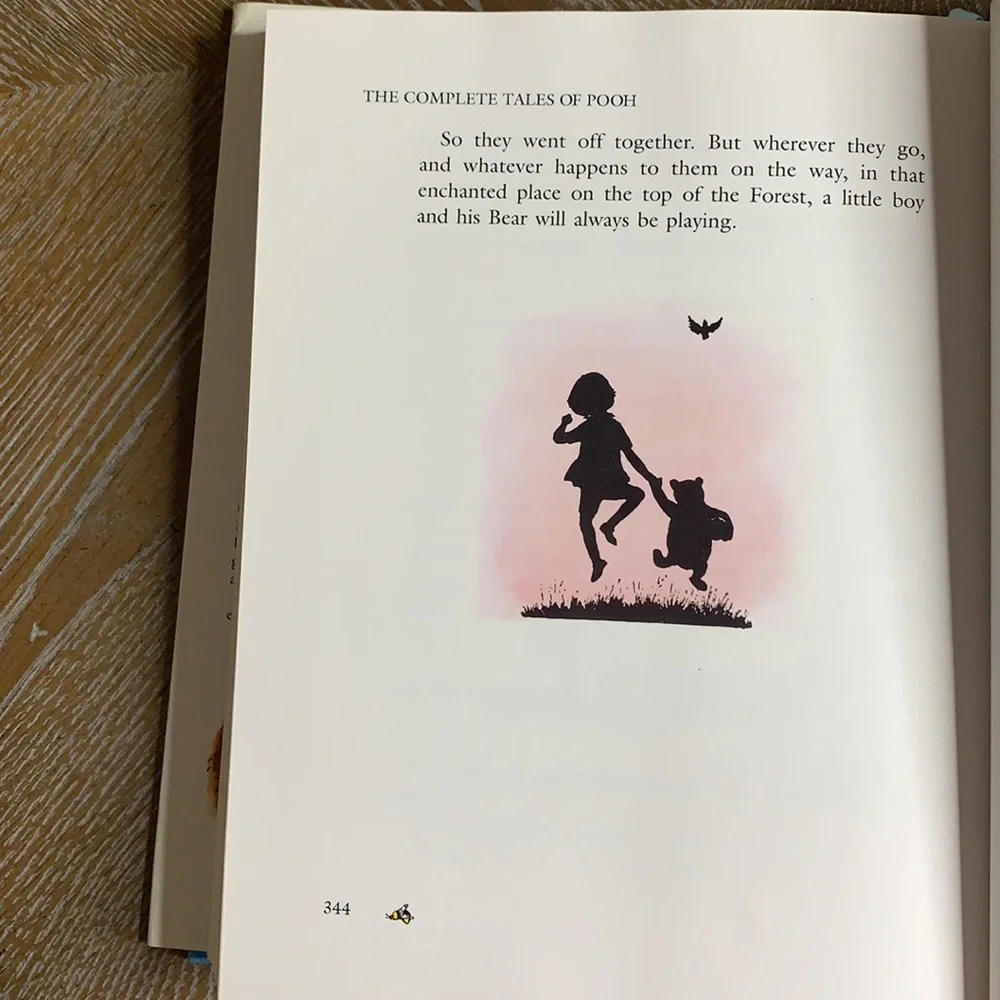 A.A. MILNE The Complete Tales of Winnie the Pooh 334 Page Children’s Book